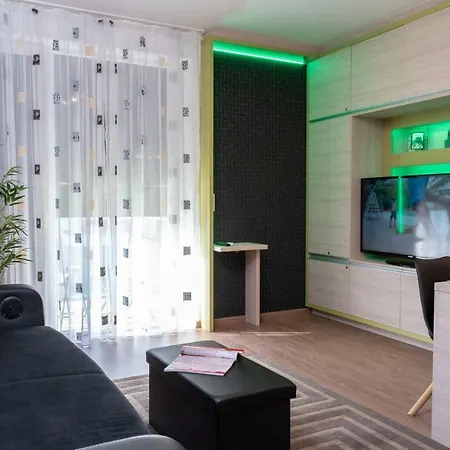 Defne Apartamento *